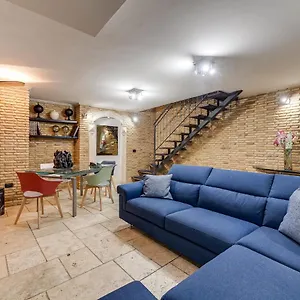  Apartment Oliviero - Piazza Navona Italy
